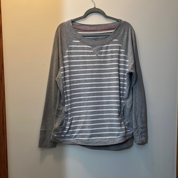 Kenneth Cole reaction women’s sweater with pockets extra-large - Picture 1 of 2